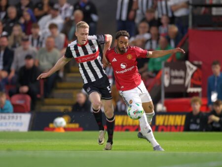 Grimsby, penalizată în Anglia după eliminarea lui Manchester United
