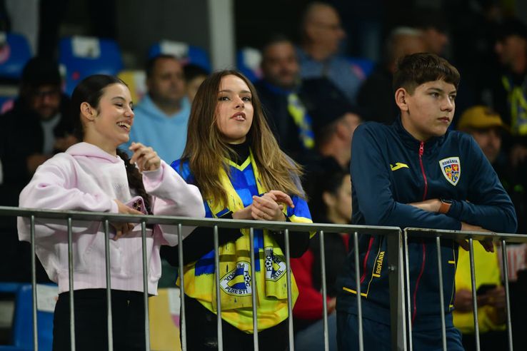 Petrolul - Rapid, în imagini