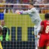 „Dezastru total. Are un contract pentru a-l apăra?”