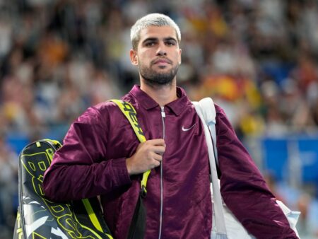 Carlos Alcaraz bifează a zecea finală a sezonului » În lupta pentru trofeul de la Tokyo se va confrunta cu Taylor Fritz, cel care l-a învins la Laver Cup.
