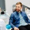 Revenirea la exerciții fizice după implant dentar: Cât timp trebuie să aștepți?