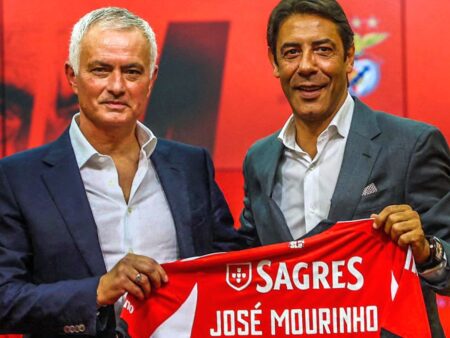 „S-au alarmat că le-ar lua banii! » Benfica a introdus o clauză „anti-Mourinho” + primele declarații în cadrul prezentării”