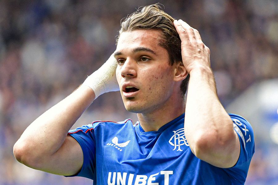 Ianis Hagi a jucat în afara țării la Fiorentina, Genk, Rangers și Alaves / Foto: Imago Images „Ianis Hagi o ia pe urmele tatălui” » Ce scriu turcii, astăzi, despre transferul ca și făcut