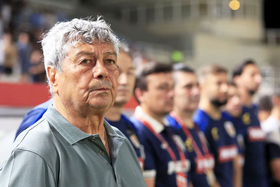 Așadar, încă nu-l linșăm pe Hagi. Ne mulțumim cu Lucescu!