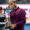 Nici starurile din Premier League nu au astfel de câștiguri! Alcaraz a atins o realizare uluitoare în 2025, devenind campion la Tokyo.