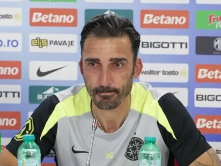 Charalambous a avut dificultăți în a-și exprima gândurile după FC Botoșani – FCSB 3-1: „Antrenorul se află mereu în pericol”