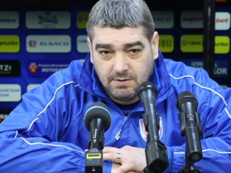 Șumudică nu mai face parte din plan! Cine este favorit să conducă Petrolul după demiterea lui Ciobotariu?