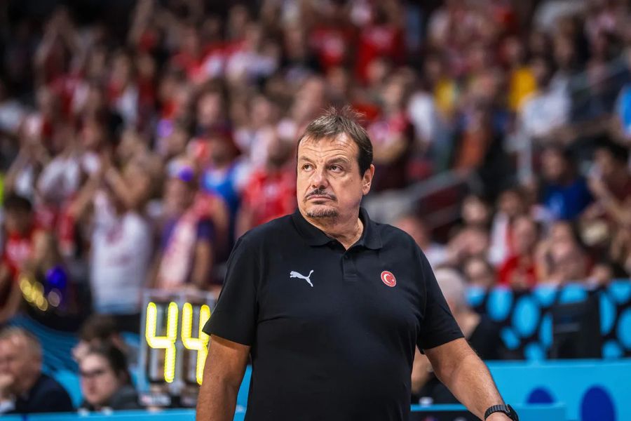 MVP-ul EuroBasket 2025, schimb de replici cu cel mai bun antrenor de la turneul final: „Îmi pare rău, coach, pare că ești rănit”