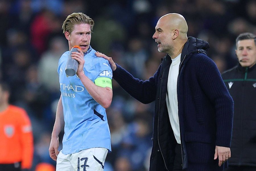 Kevin De Bruyne și Pep Guardiola / Foto: Imago Images Pep Guardiola surprinde, înaintea debutului în Liga Campionilor: „Nu suntem printre favoriți”