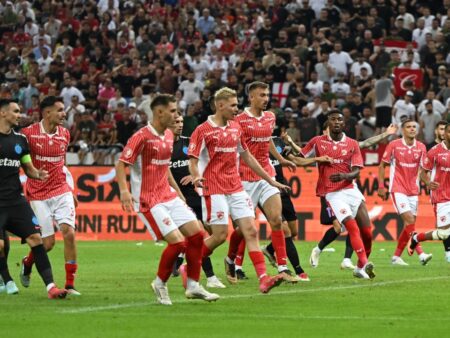 După Dennis Politic, FCSB țintește un alt jucător de la Dinamo!