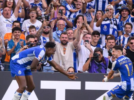 Ireal! Cu un jucător în minus, FC Porto a zdrobit adversara în deplasare: 7 din 7 pentru echipa lui Farioli