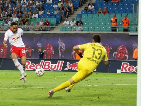 Un fost portar din Superliga cucerește Italia! E regele Serie B după primele etape.