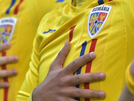 Tricolorul lunii a fost votat, dar nu a jucat niciun minut împotriva Canadei