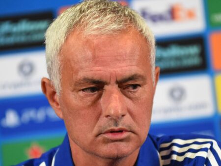 „Jose Mourinho pregătește prima mutare la Benfica: un fost câștigător al Balonului de Aur!”