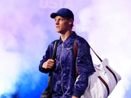 Eliberat de scandalul de dopaj, Sinner se confruntă din nou cu acuzații: ce a făcut liderul ATP în semifinala de la US Open