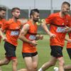 Gol marcat de fosta speranță a lui FCSB în prima victorie a sezonului pentru Royal Olympic Club Charleroi! 

O variantă alternativă ar putea fi:

„Fosta speranță a lui FCSB punctează în prima victorie a sezonului pentru Royal Olympic Club Charleroi!”