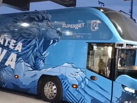 Universitatea Craiova se pregătește pentru derby-ul cu Dinamo! Elevii lui Mirel Rădoi au ajuns la stadion