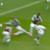 De ce nu s-a dictat penalty!? O situație extrem de controversată în Premier League