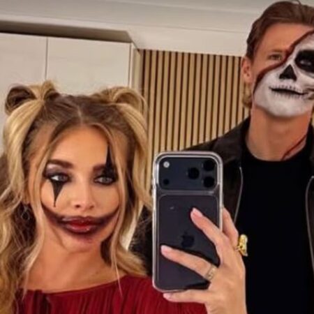 „Așa arăți la petrecerea de Halloween? McTominay, colegii de la Napoli și soțiile au râs de Hojlund!”