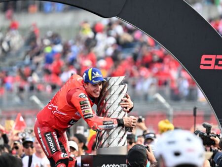 Marc Marquez are ocazia să-i egaleze performanțele lui Valentino Rossi în acest weekend.