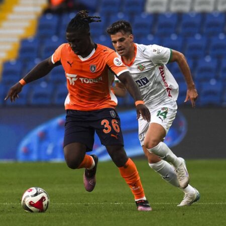 Ce au spus turcii după golul spectaculos marcat de Ianis Hagi: „Îi calcă pe urme tatălui său!”