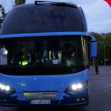 FCSB – Universitatea Craiova: Oltenii au sosit la Arena Națională