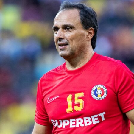 Basarab Panduru a creat „fotbalistul ideal” din jucători de la FCSB și Universitatea Craiova: „El este cel mai «șmecher»”