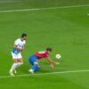 PrimaSport » FCSB – Universitatea Craiova. Tănase înscrie primul gol pentru gazde, după un penalty acordat de Istvan Kovacs cu ajutorul VAR.
