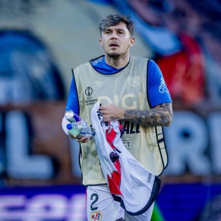 Andrei Rațiu, factor cheie în La Liga » Românul a avut un rol important în victoria lui Rayo Vallecano
