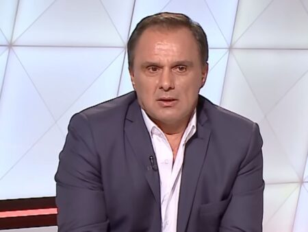 „Te-am întrebat de zece ori”