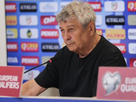 Mircea Lucescu își arată respectul pentru un tricolor: „Îl felicit! Soția lui a avut o problemă în ziua meciului, dar mi-a spus că poate”.
