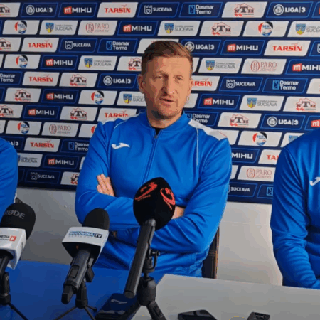 „Zmeii de pe Facebook și cioflingarilor din spatele tastelor, să fie mai realiști!”