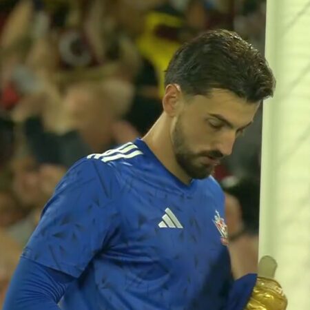 Andrei Vlad, înlocuit la pauză după ce a primit 4 goluri! Situația de la FCSB se reîntregește în Kazahstan.