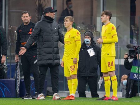 A debutat în Liga Campionilor cu Liverpool și, după 4 ani, a ajuns în liga a șasea a Angliei.