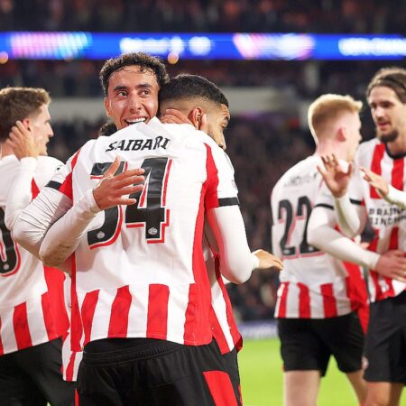 „Fotbal de neuitat pentru decenii întregi!”