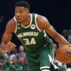 Giannis Antetokounmpo a devenit primul jucător din NBA care a realizat acest lucru!
