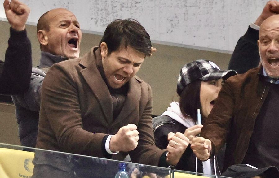 Victor Angelescu, acționarul minoritar de la Rapid Principala țintă a Rapidului este un mijlocaș din Superliga: „Avem listele făcute”