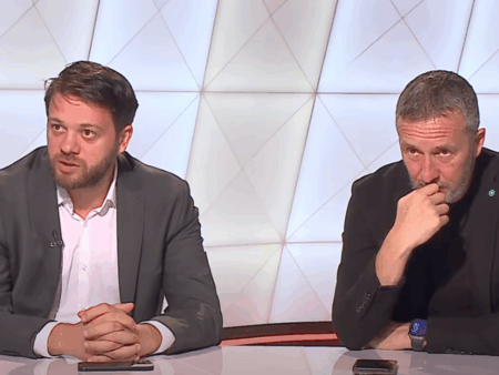 „Nu e normal” + „Le deranjează existența acestei echipe”