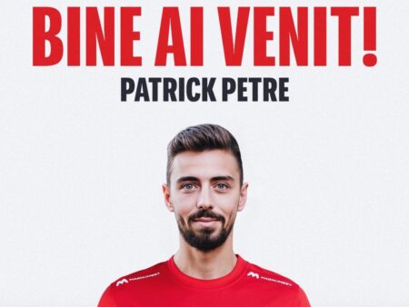 Patrick Petre a semnat: „Bun venit!”