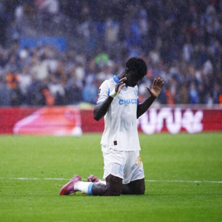 Cine este atacantul de 18 ani care a doborât un record de 75 de ani? PSG și Lyon l-au ratat!