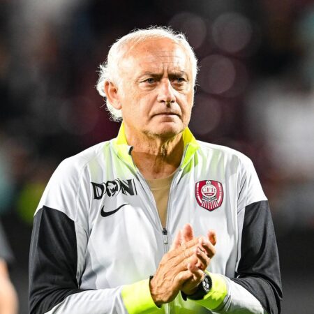 „Vestiar distrus, regret că m-am întors” + Relație neserioasă cu Varga și îi închide gura lui Șumudică.