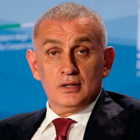 Peste o sută de arbitri, suspendați în scandalul legat de pariurile din Turcia