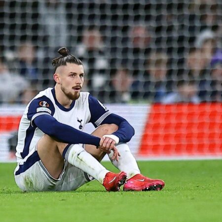 Emoții pentru baraj! Se întârzie revenirea lui Drăgușin? » Strategia lui Tottenham