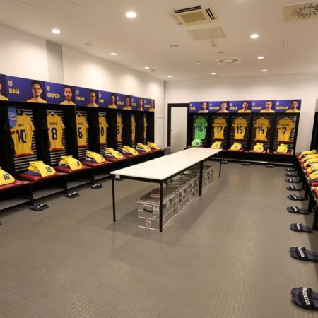 Cine este căpitanul echipei naționale a României?