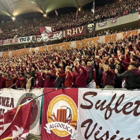 Mesajele complete ale galeriilor din Dinamo