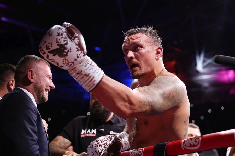 Lennox Lewis îl îndeamnă pe Oleksandr Usyk să facă un pas neașteptat.