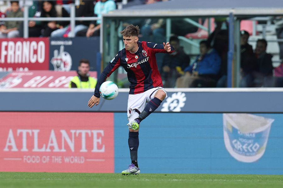 Juan Miranda, fundașul de la Bologna Bologna o amenință pe FCSB: „Le facem viața grea”