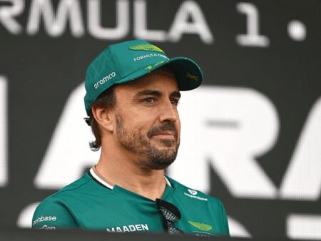 Fernando Alonso se bazează pe Max Verstappen în cursa pentru titlul de Formula 1.
