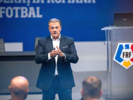 Farul l-a ironizat pe Kyros Vassaras! Șeful securității a fost trimis la întâlnirea dedicată arbitrajului din Superligă.