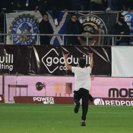 Rapid, penalizată din cauza gesturilor obscene la meciul cu Farul